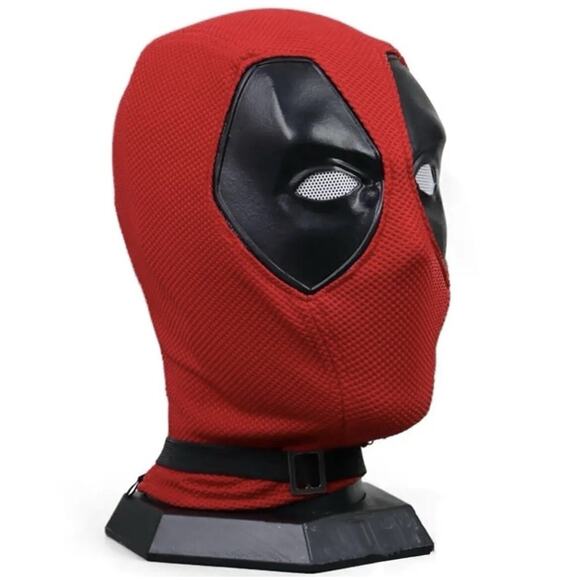 Adult Deadpool Mask from Deadpool & Wolverine Brand New SHIP FROM USA - Picture 1 of 8